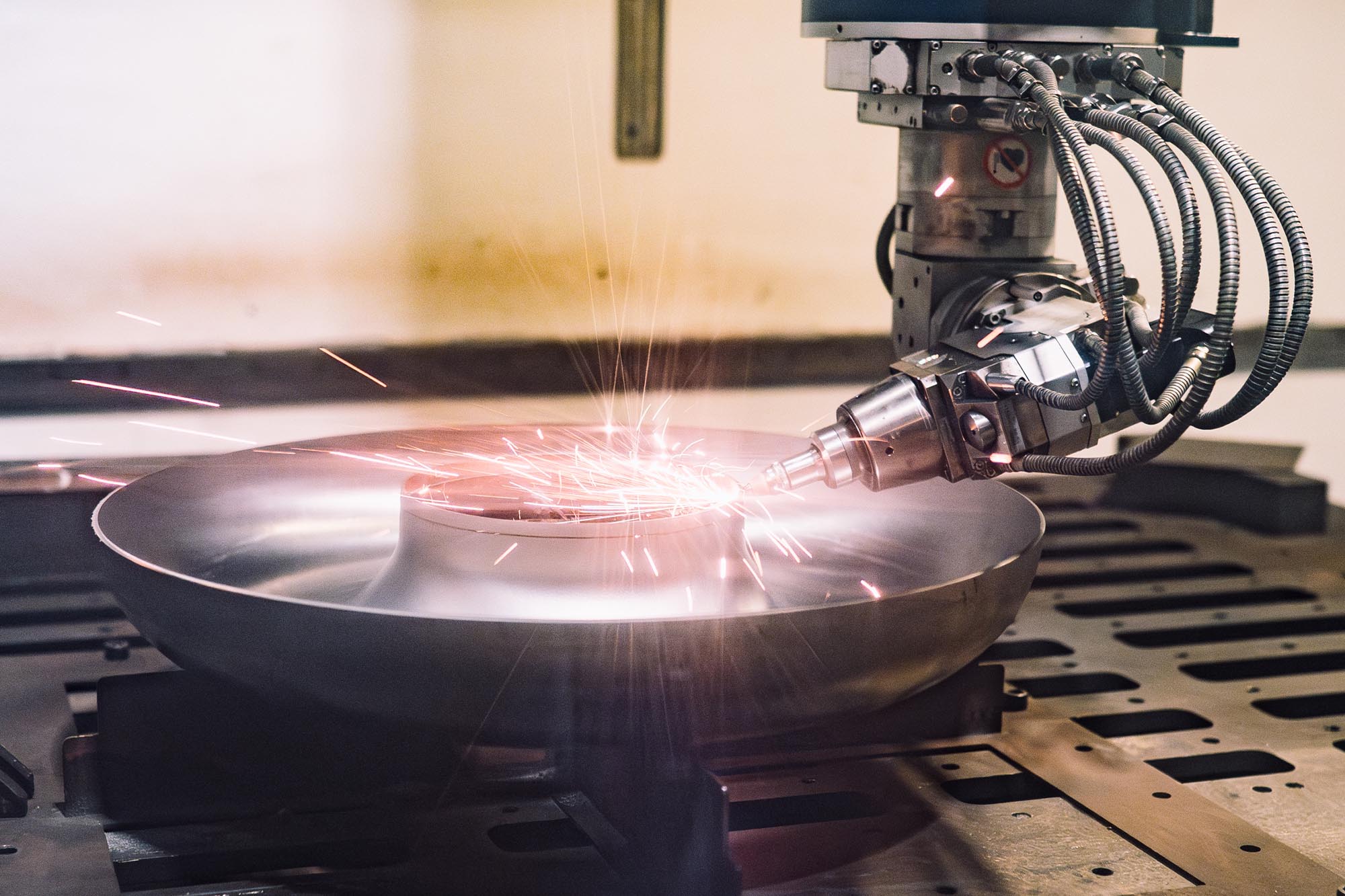 07-laserschneiden_0003_GDH II - Daniel Kondratiuk Photography-174-eckig