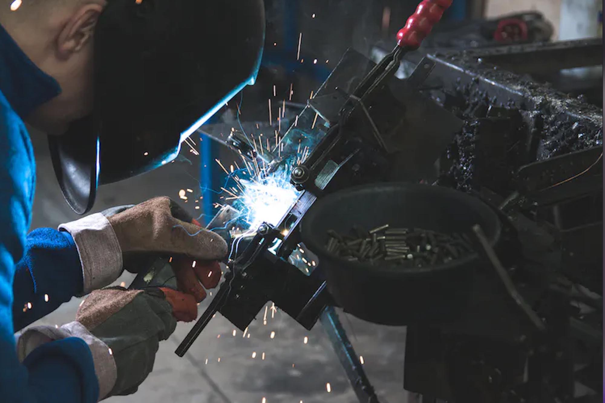 09-schweissen_0000_Ebene 1